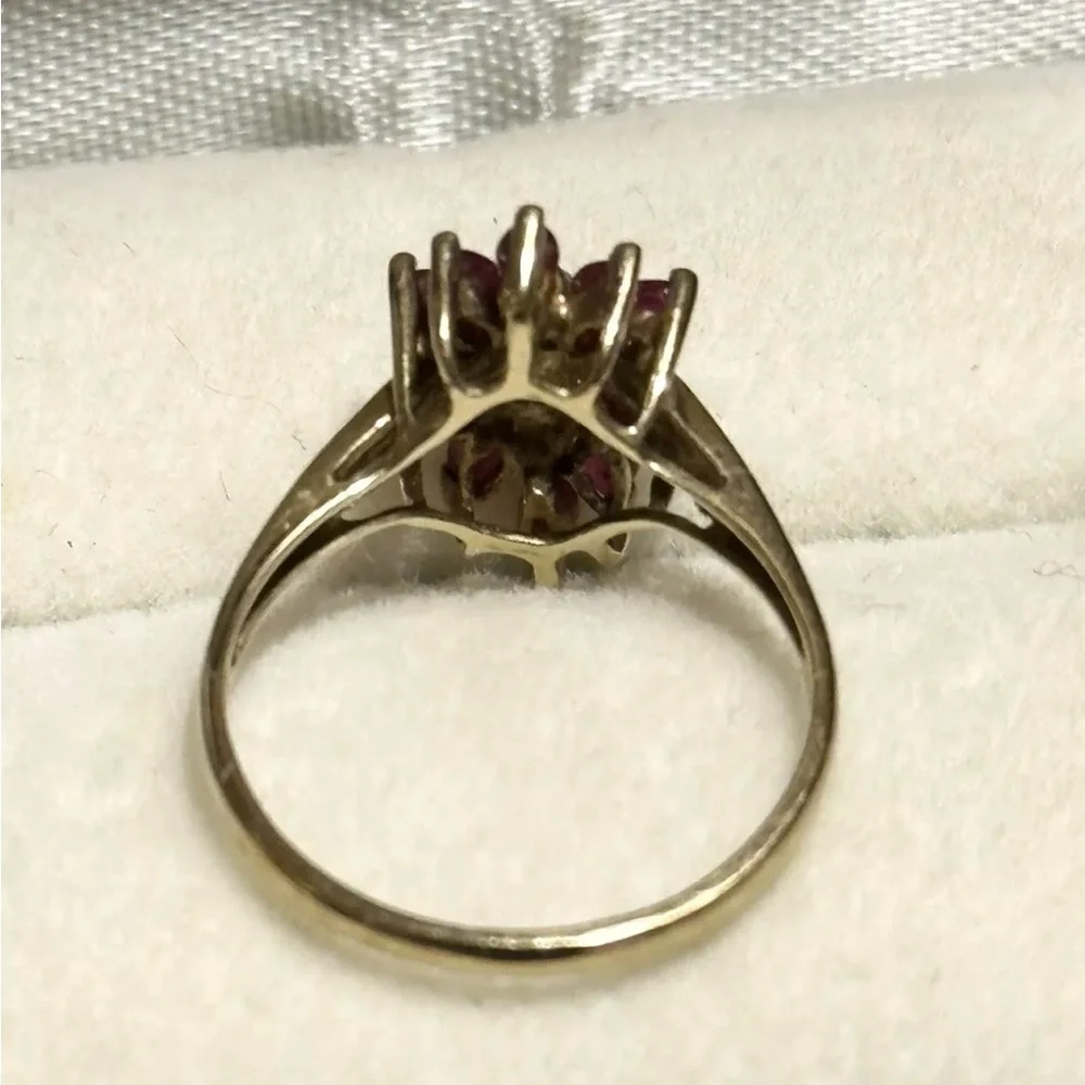Ruby and Diamond Ring Genuine Ruby and Natural Diamonds - Picture 5 of 9